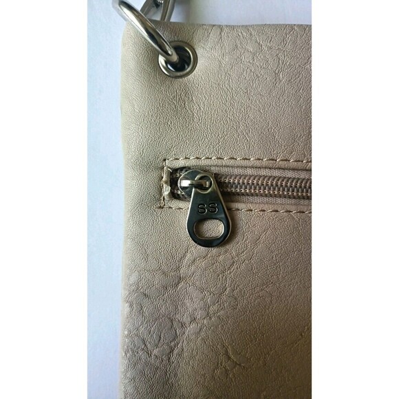 Skull Head Crossbody Bag Bling Rhinestone Shoulder Sling Pouch Beige Chain Strap - Picture 6 of 7